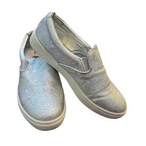 Silver Metallic Sneakers Slip-on Gold Star Design by Stevies Girls Size 5 LH8072